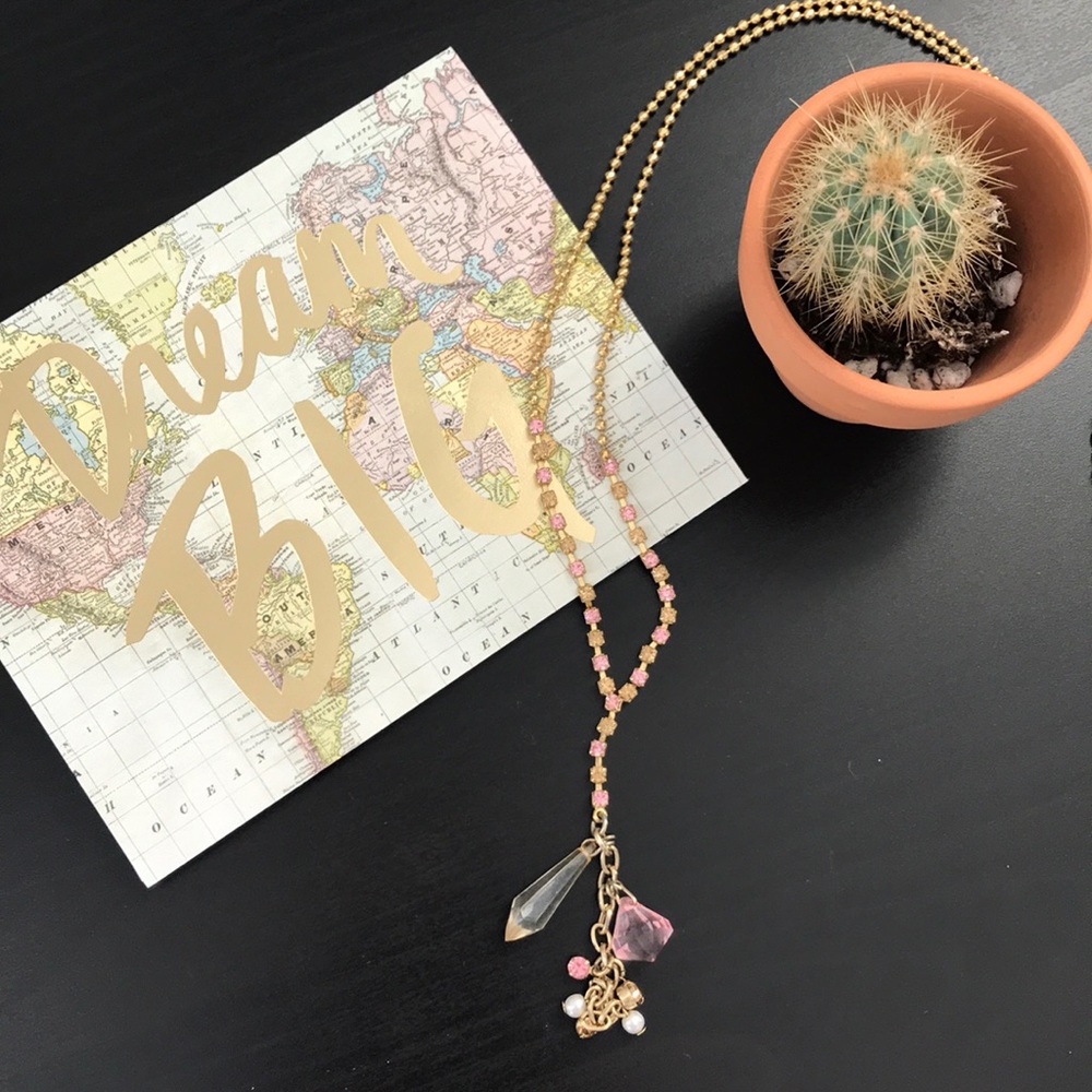 H&M France | drop necklace